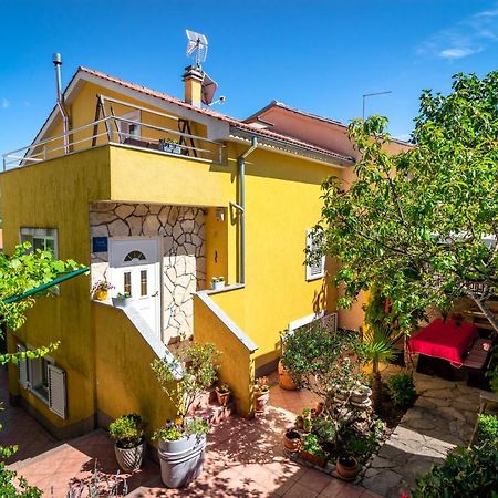 Apartmani Grguric Kornic Exterior photo